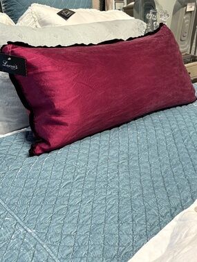 Stunning Bella Notte Paloma Charmeuse Lumbar Throw Pillow Magenta New
